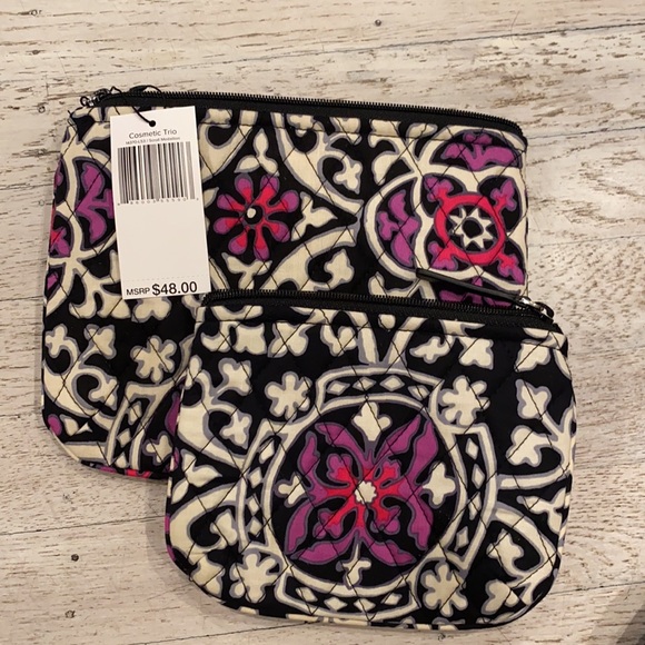 Vera Bradley cosmetics make up bags. Scroll Medallion print with black leather - Picture 10 of 12